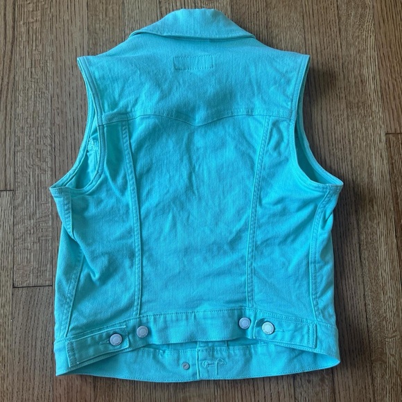 Levi’s sea foam green denim vest - Picture 5 of 8